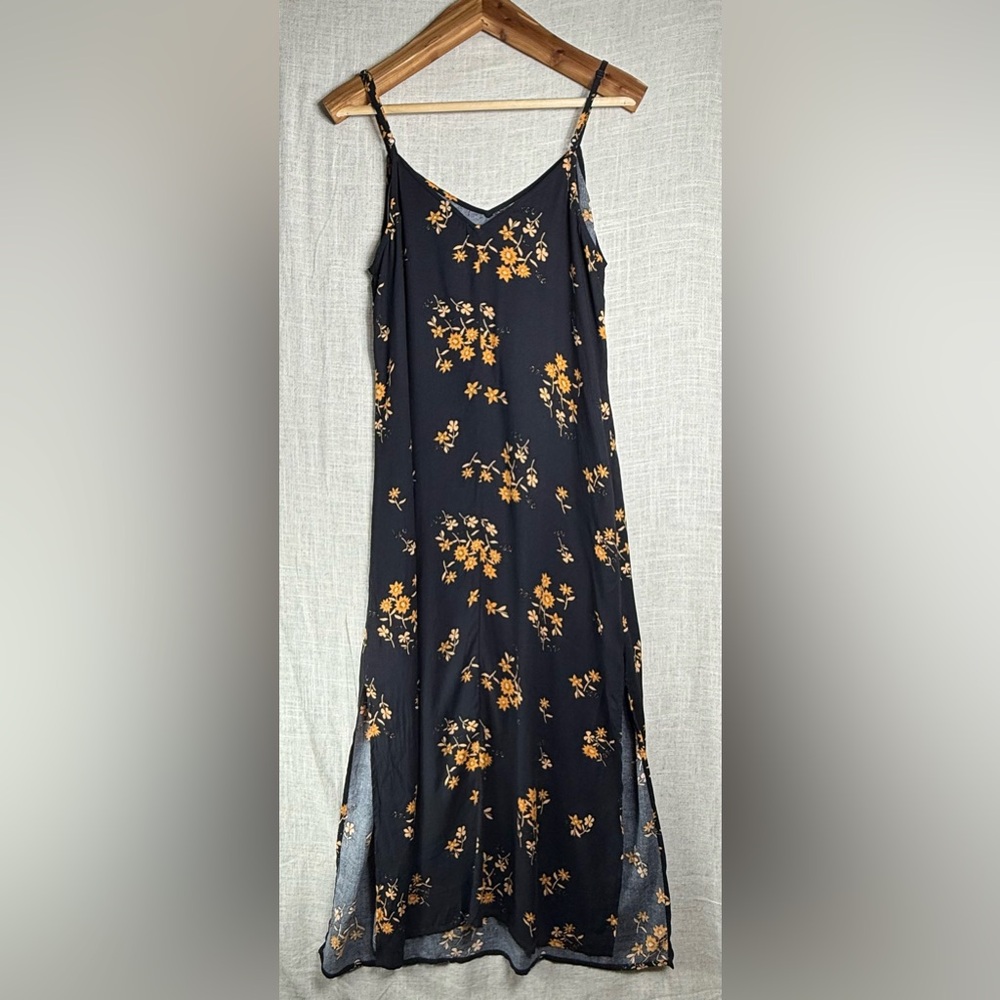 Dizzy Lizzy Tea-Length Double Slit Dress With Adjustable Straps - Picture 8 of 14